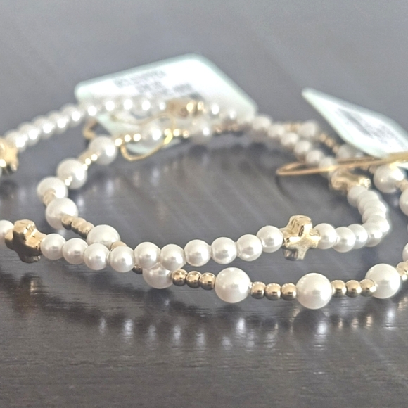 Enewton 2 Pearl Bracelets - Picture 1 of 5